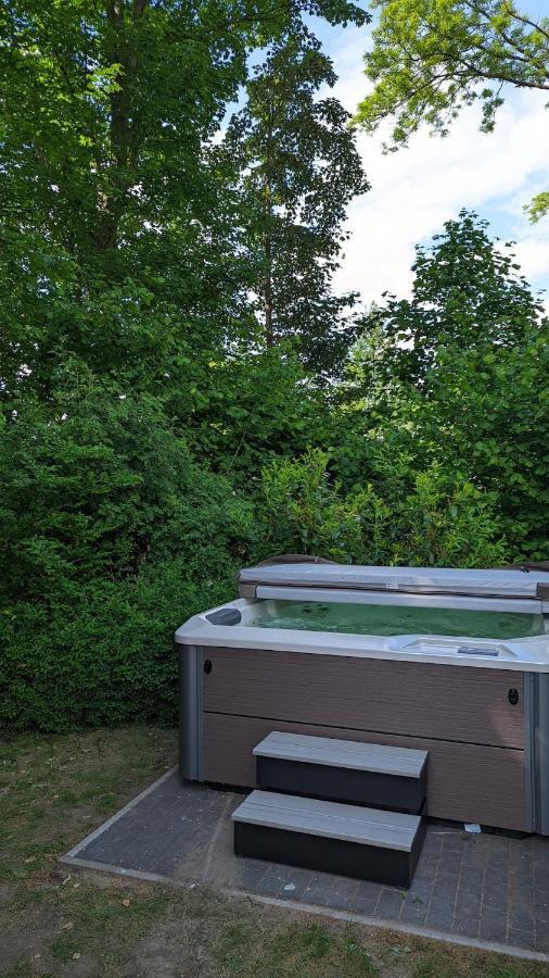 Fleesentraum Seevilla Kormoran - Direkt Am Fleesensee - Familien Und Aktivurlauber - Whirlpool Sauna Garten Nintendo - Sup Kanu Kajak Inklusive Goehren-Lebbin Exterior photo